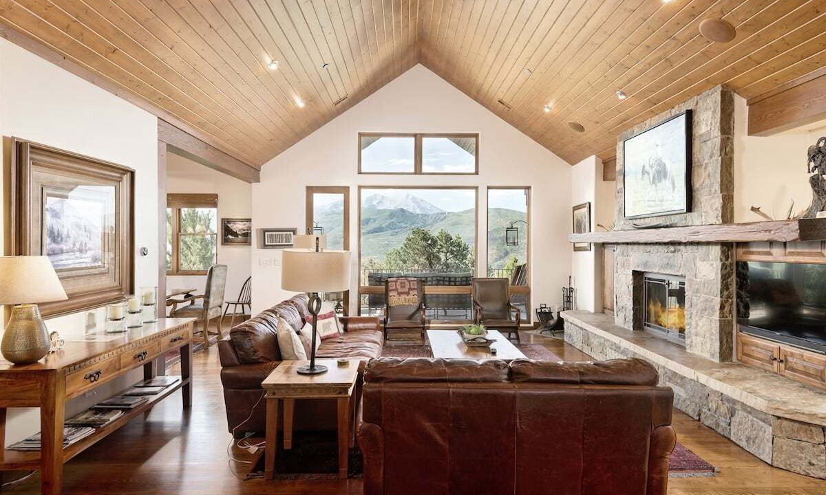 Photo of Livingroom in Carbondale