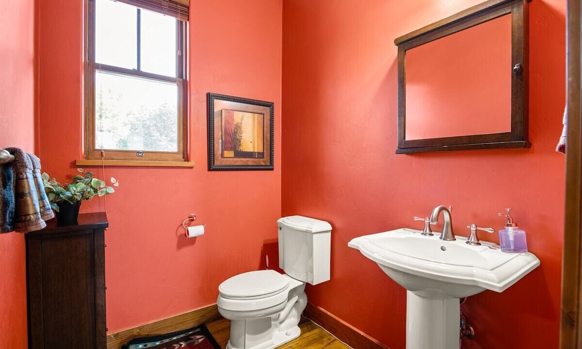 Photo of Bathroom in Carbondale