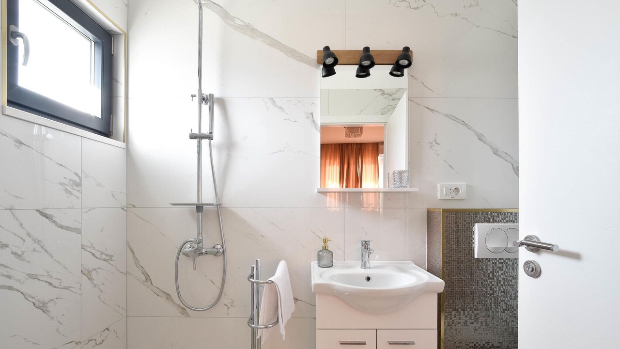 Photo of Bathroom in Kamen