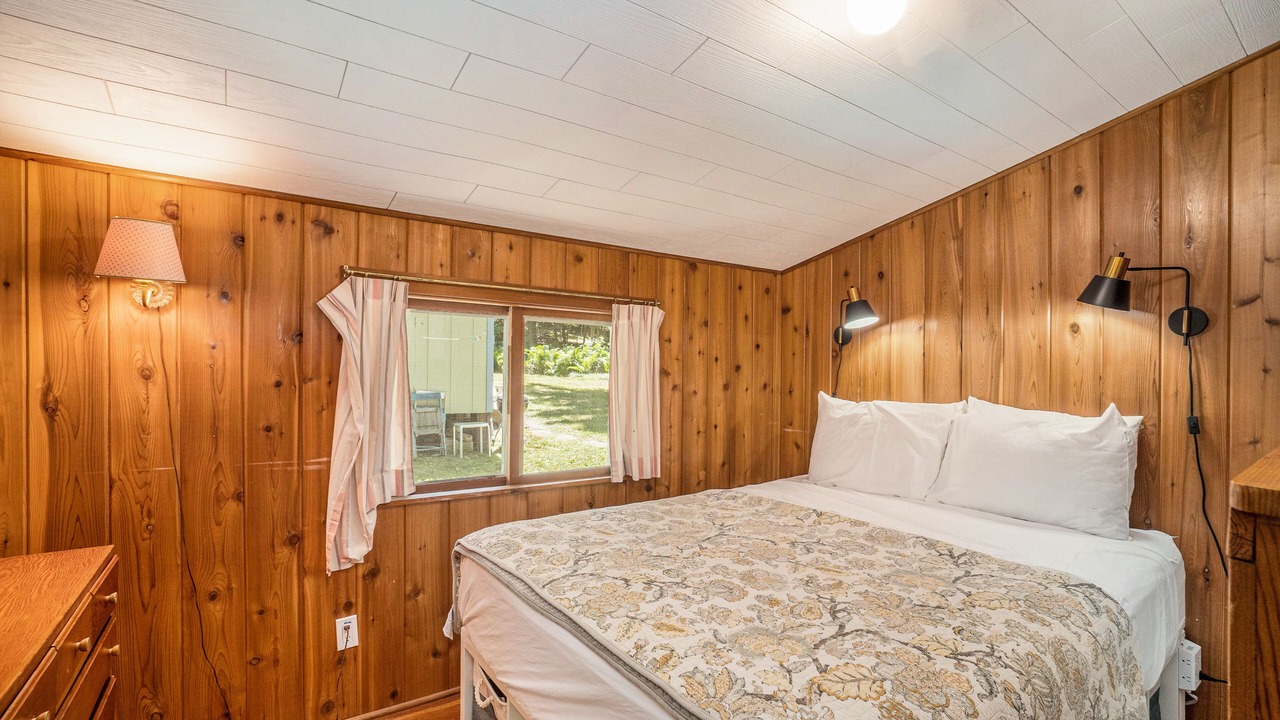 Photo of Bedroom in Frankfort