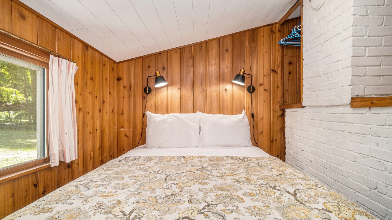 Photo of Bedroom in Frankfort