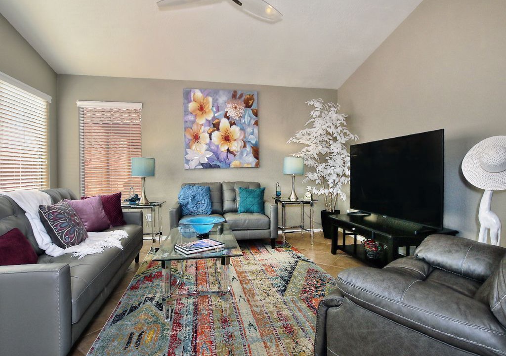 Photo of Livingroom in Gold Canyon