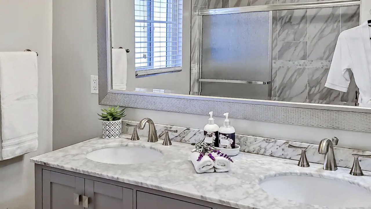 Photo of Bathroom in Palms