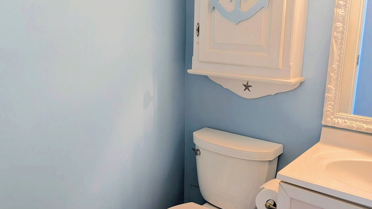 Photo of Bathroom in Garden City