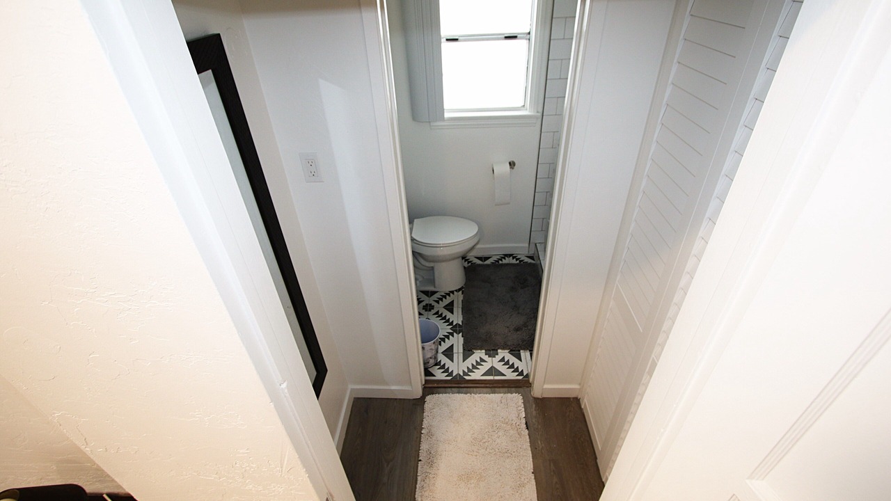 Photo of Bathroom in Belmont Shore