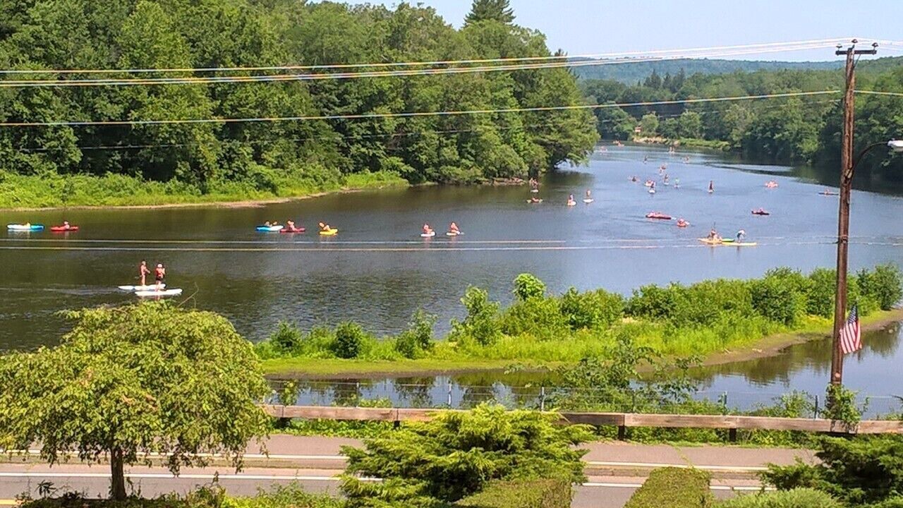 Photo of Others in Collinsville