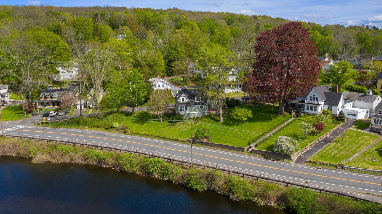 Photo of Outdoor in Collinsville