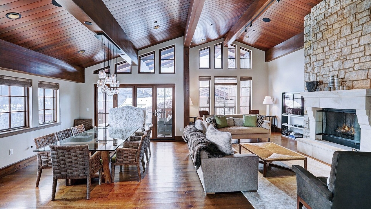 Photo of Livingroom in Vail