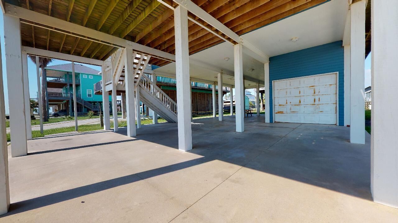 Photo of Outdoor in Crystal Beach