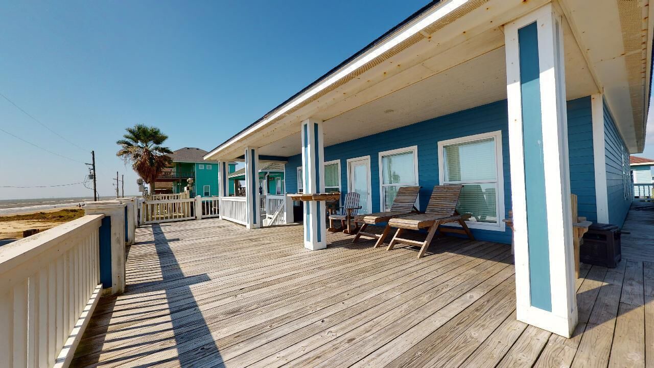Photo of Patio Balcony in Crystal Beach