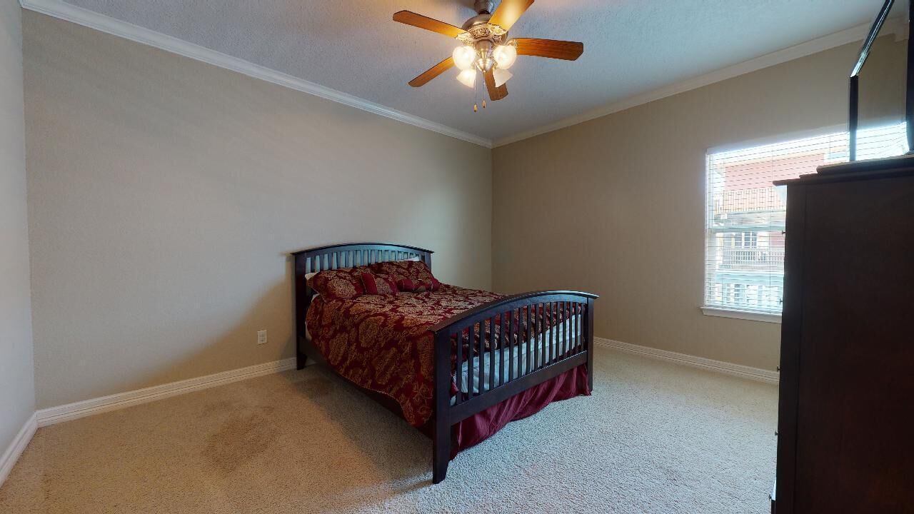 Photo of Bedroom in Crystal Beach
