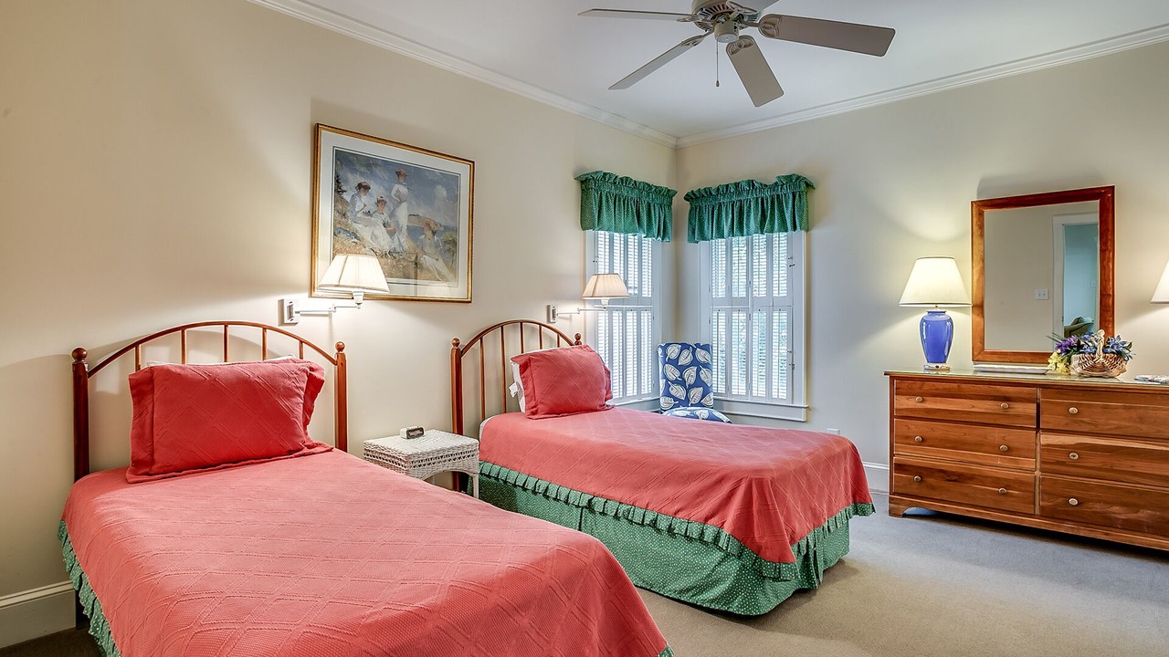 Photo of Bedroom in Debordieu Colony