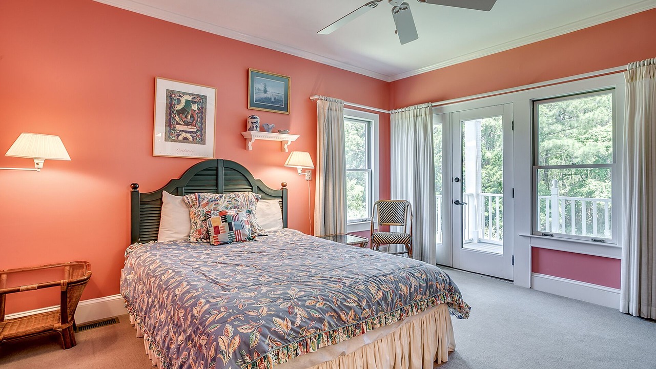 Photo of Bedroom in Debordieu Colony