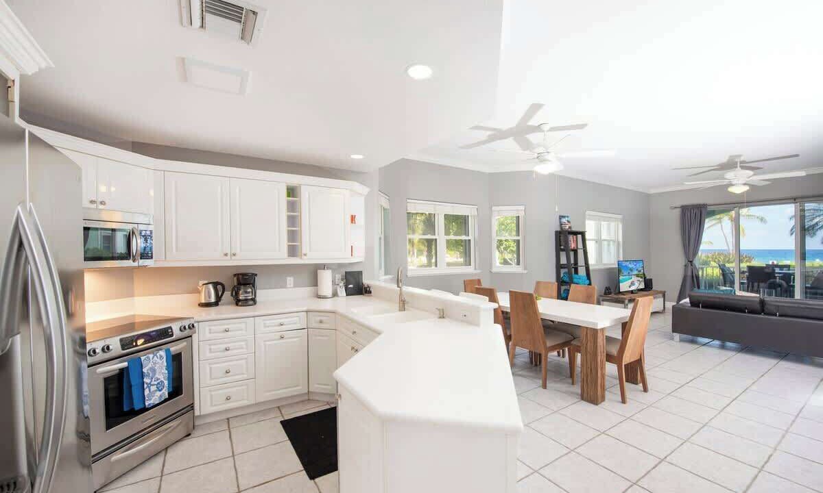 Photo of Kitchen in Old Man Bay