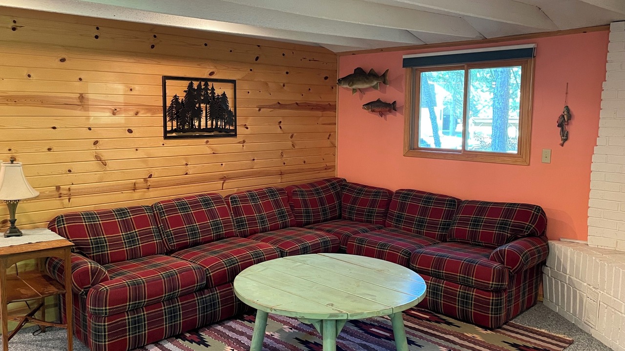 Photo of Livingroom in Branch