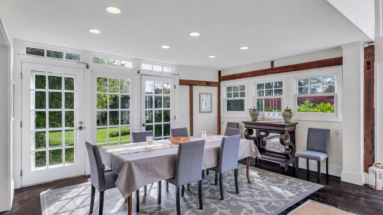 Photo of Others in Bridgehampton
