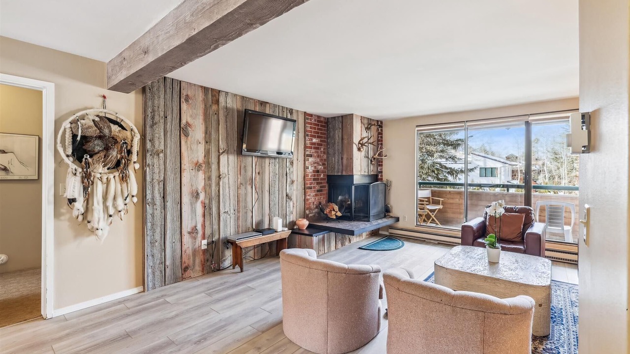 Photo of Livingroom in Aspen
