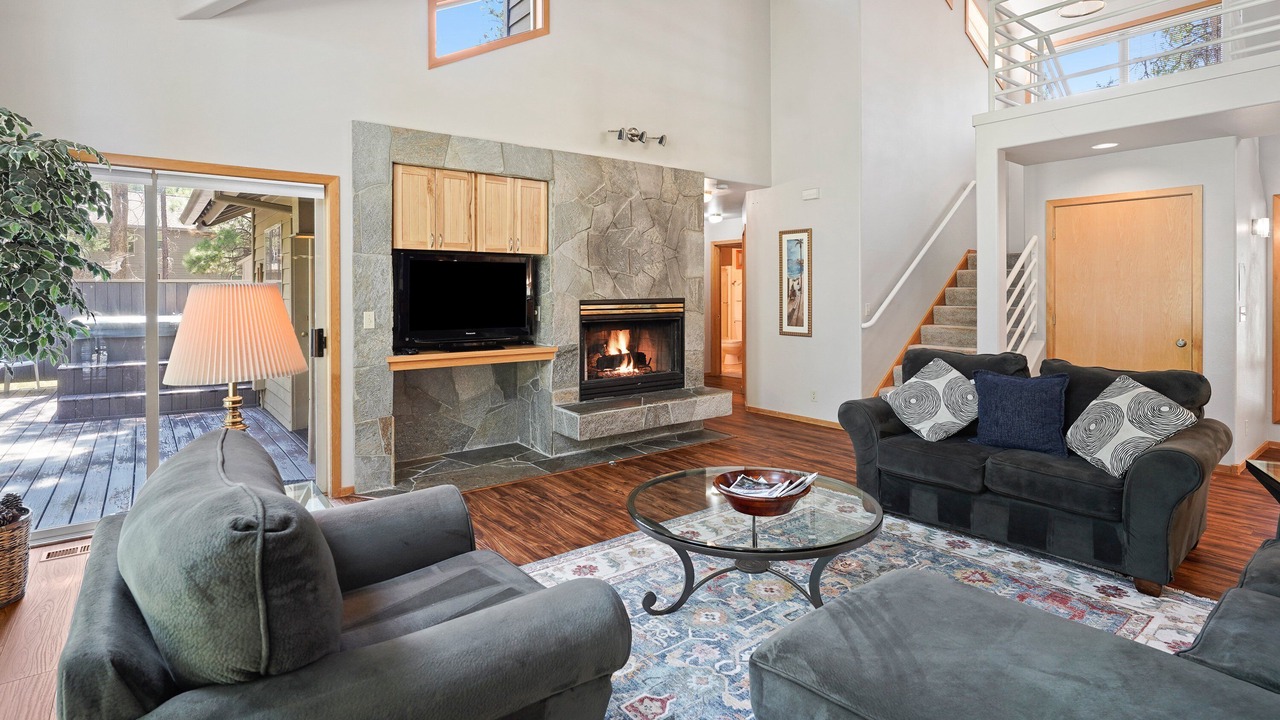 Photo of Livingroom in Sunriver