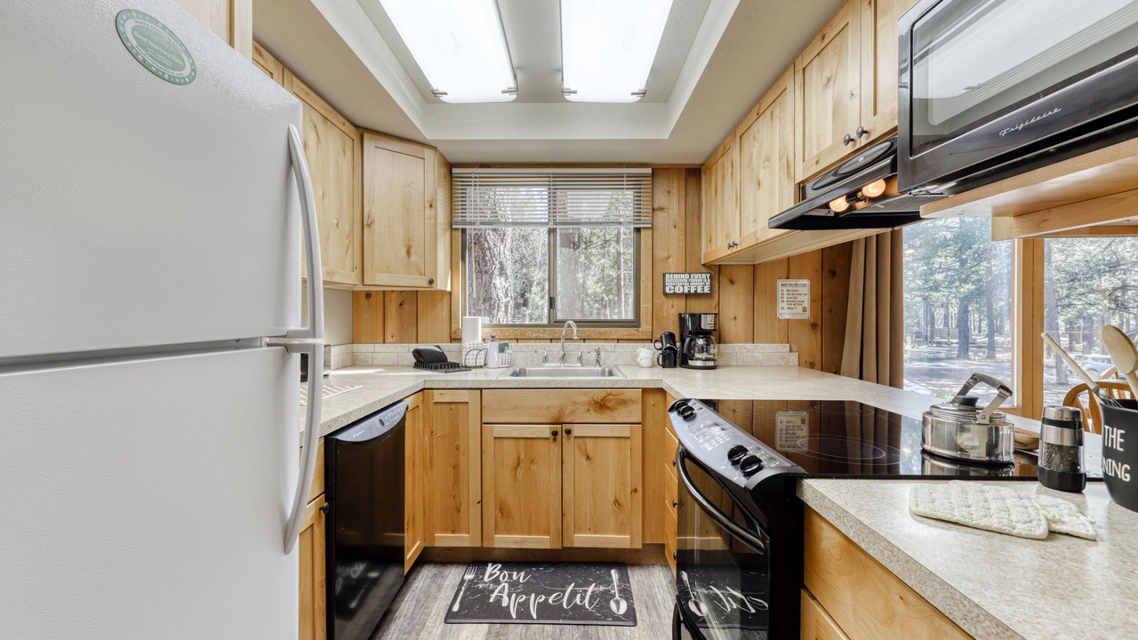Photo of Kitchen in Overlook Park