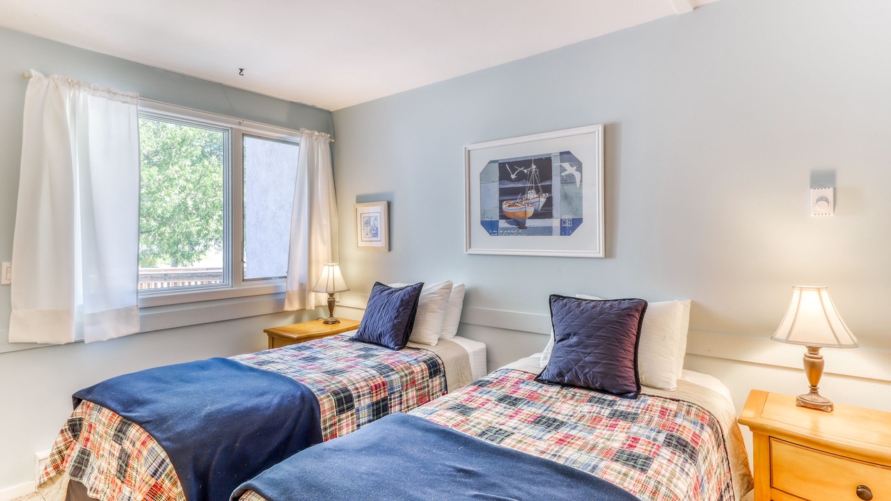 Photo of Bedroom in Warren