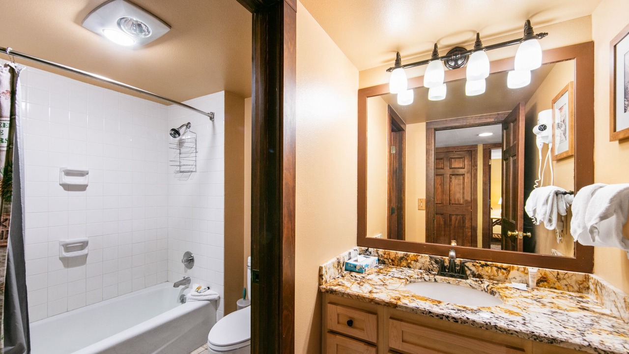 Photo of Bathroom in Lakeside Village