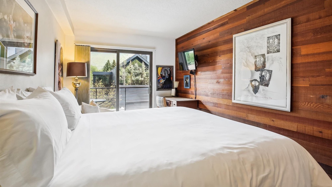 Photo of Bedroom in Downtown
