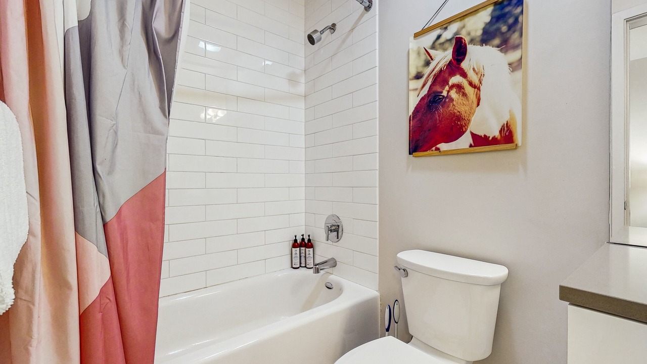 Photo of Bathroom in Nob Hill