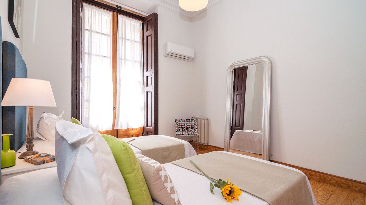 Photo of Bedroom in Sol