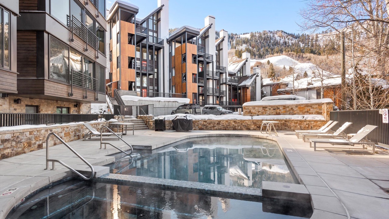Photo of Others in Aspen