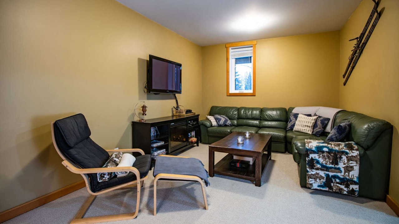 Photo of Livingroom in Revelstoke