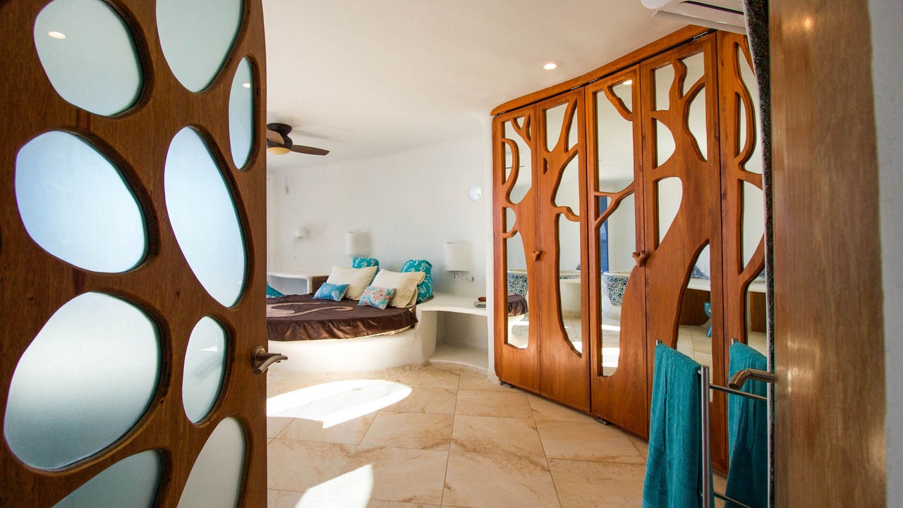 Photo of Bedroom in Cocoplum