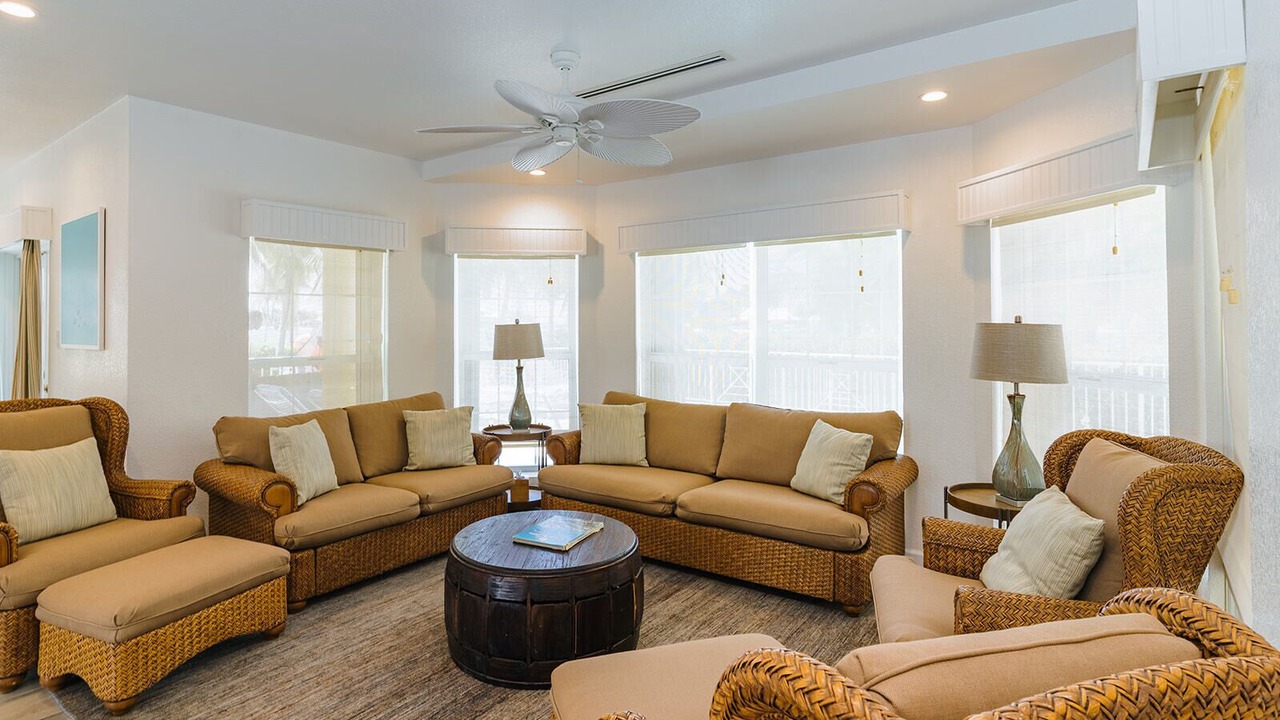Photo of Livingroom in Rum Point