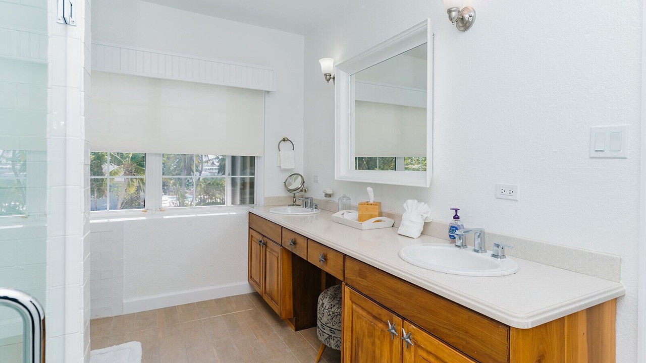 Photo of Bathroom in Rum Point