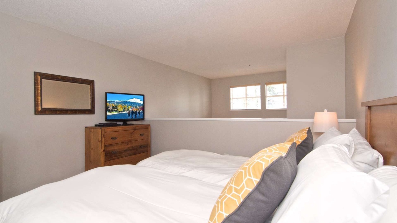 Photo of Bedroom in Blackcomb