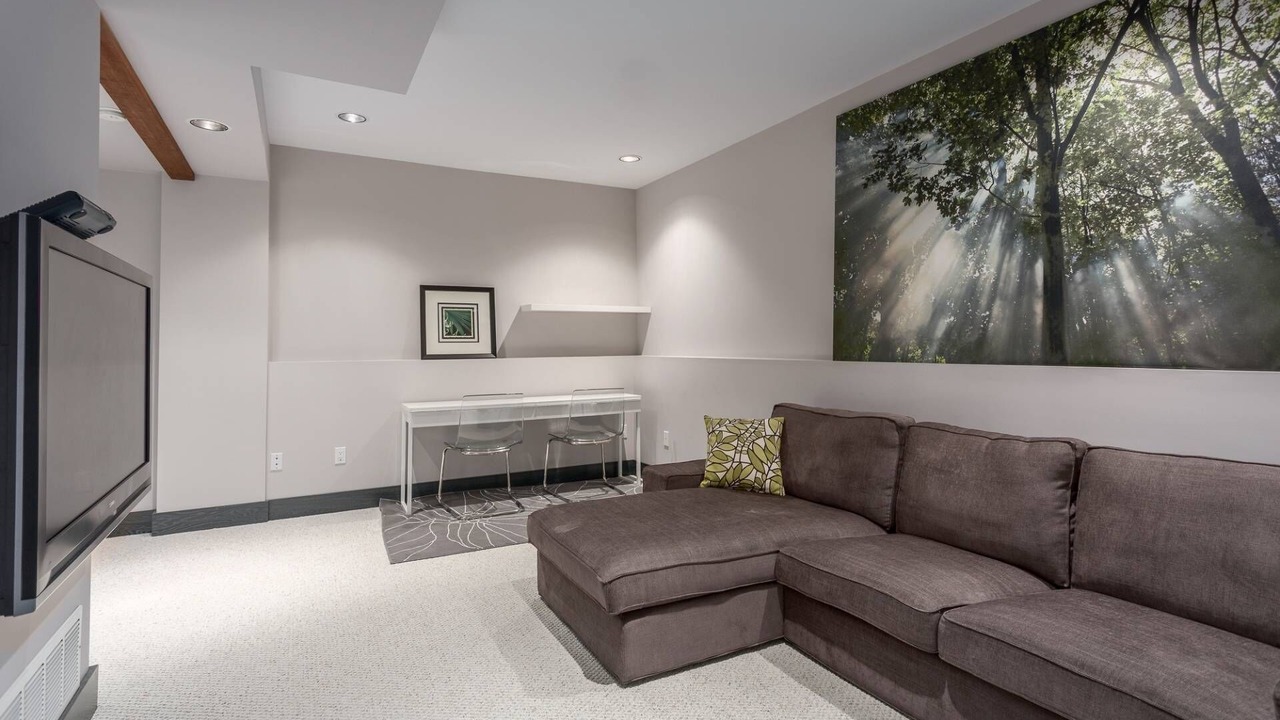 Photo of Bedroom in Whistler Village