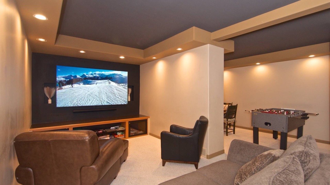 Photo of Livingroom in Whistler Village