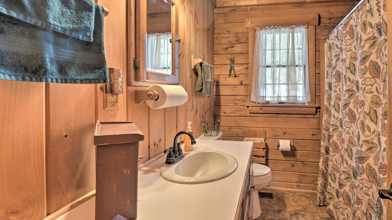 Photo of Bathroom in Eidelweiss Village