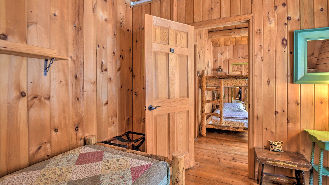 Photo of Bedroom in Eidelweiss Village