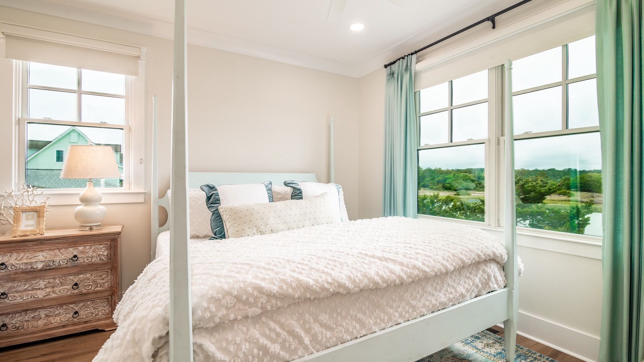 Photo of Bedroom in Pawleys Island