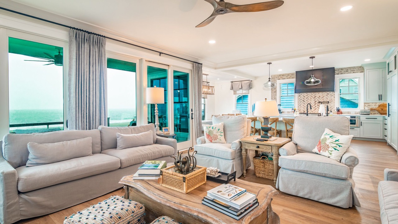 Photo of Livingroom in Pawleys Island