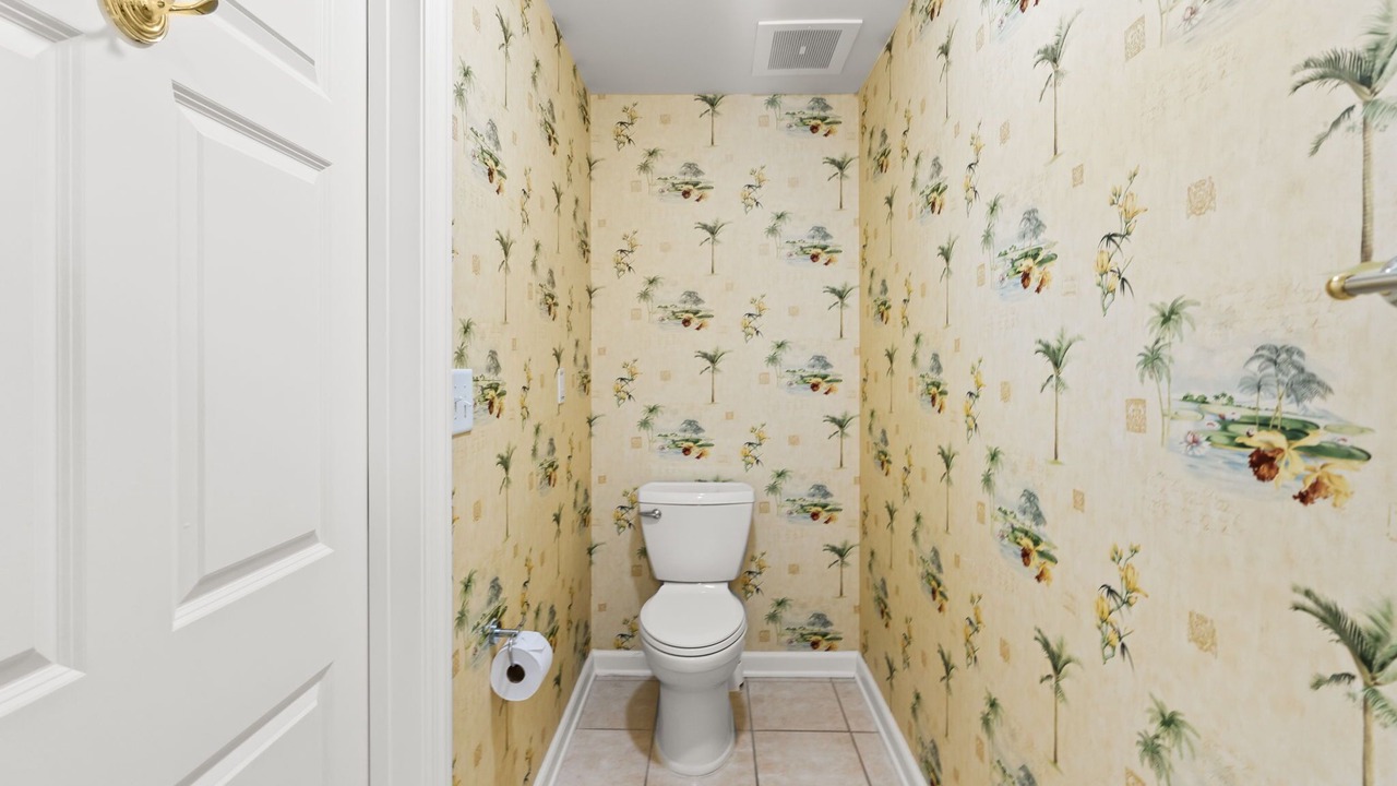 Photo of Bathroom in Arcadian Shores