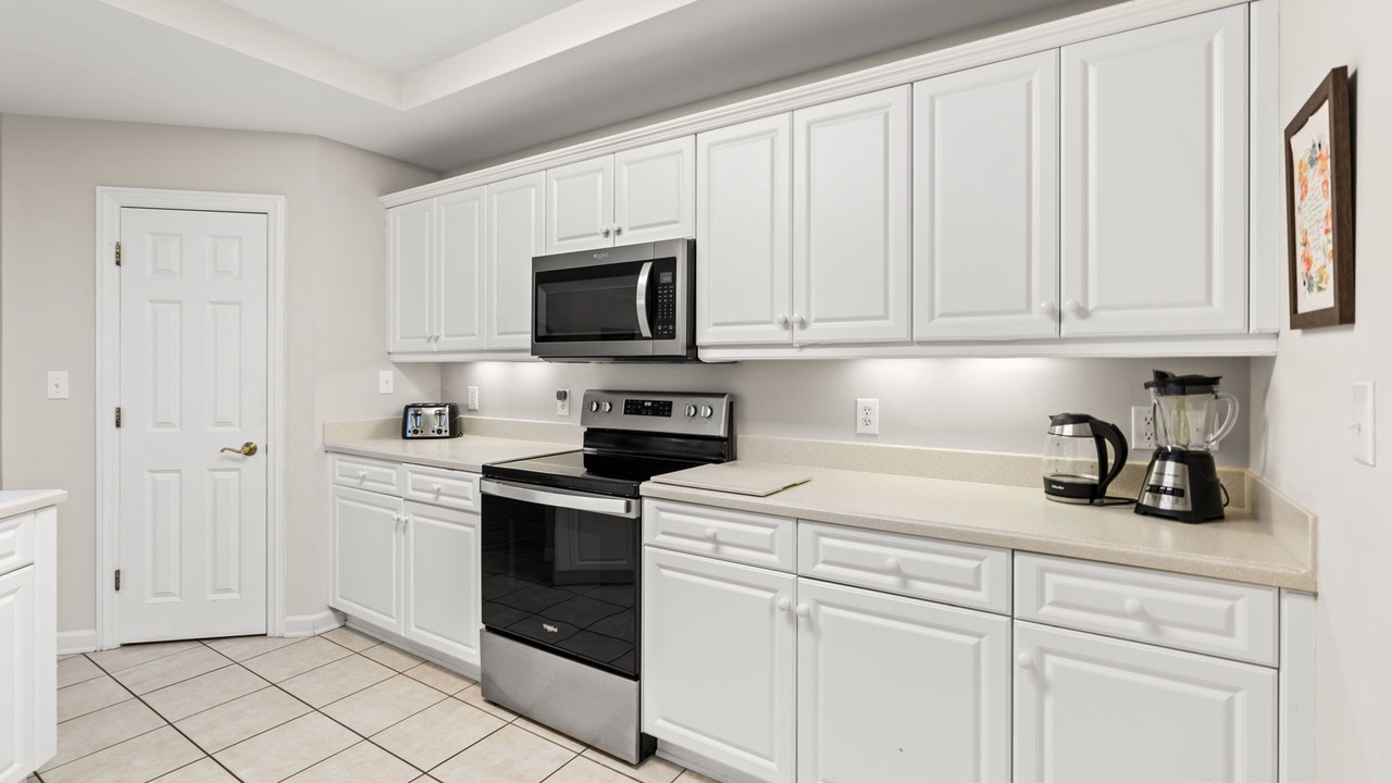 Photo of Kitchen in Arcadian Shores