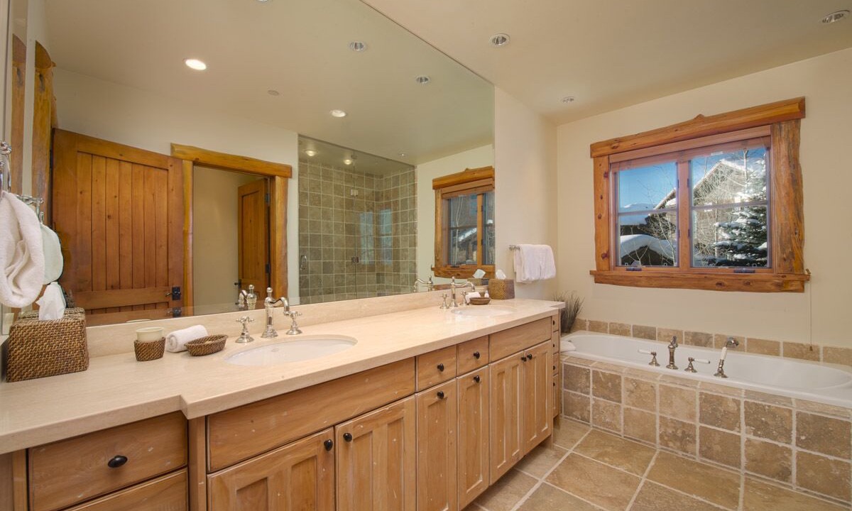 Photo of Bathroom in Granite Ridge