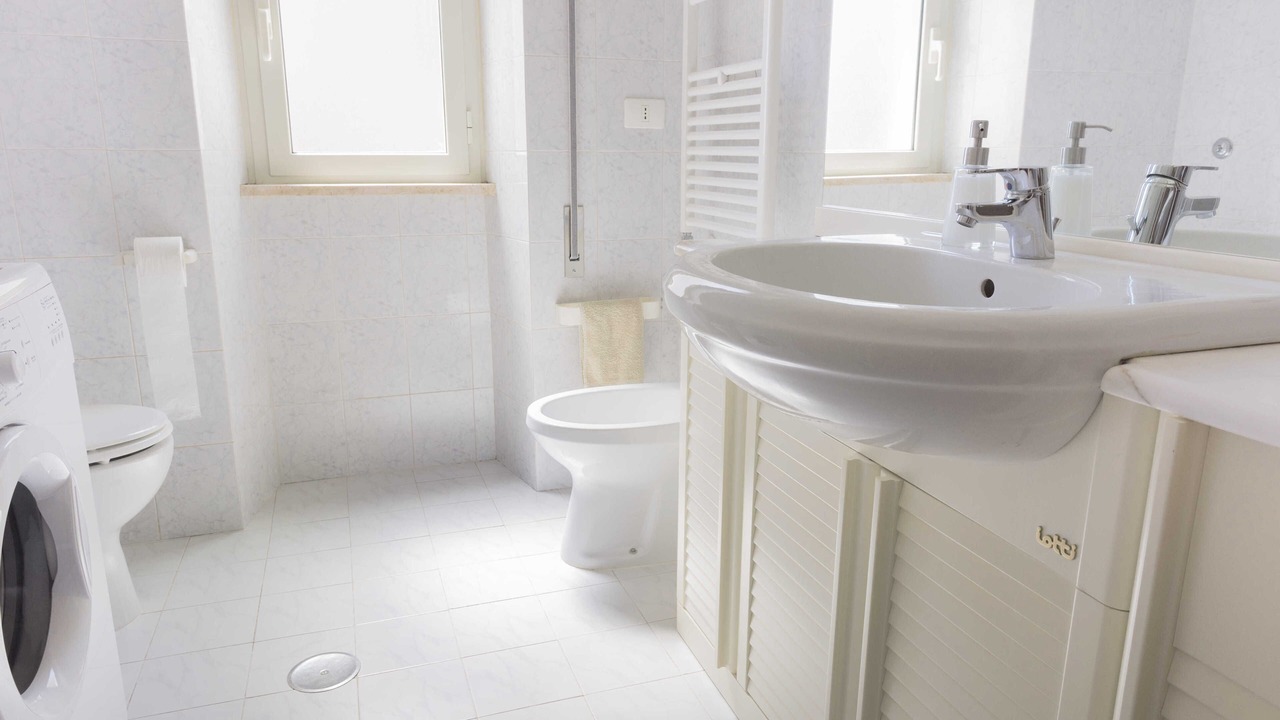 Photo of Bathroom in Civitavecchia