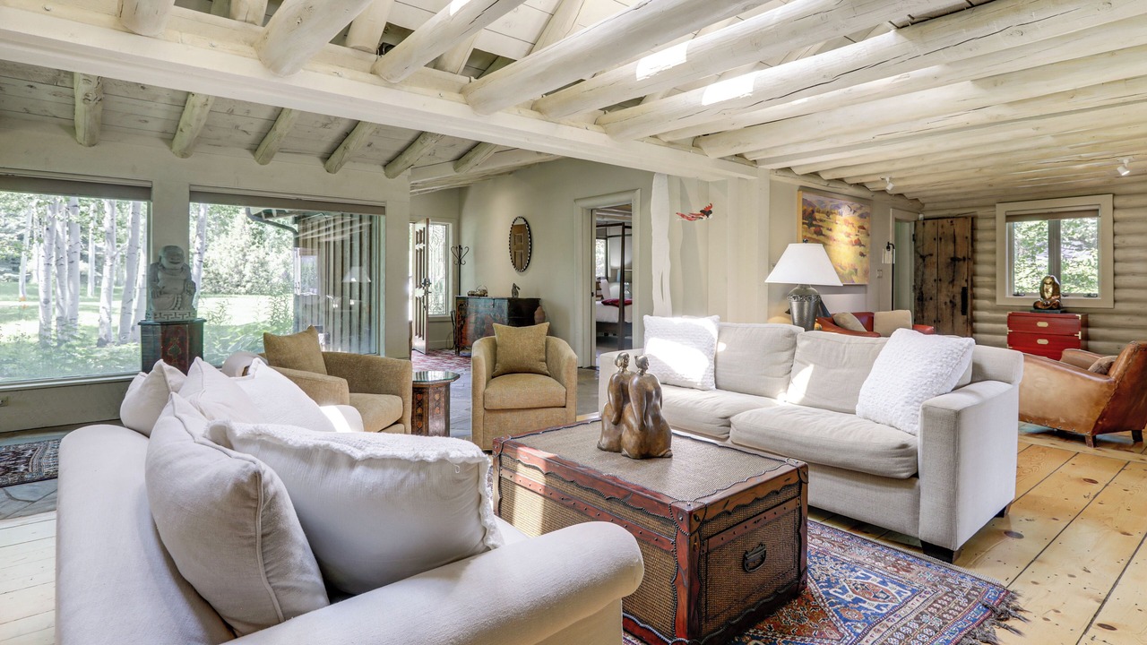 Photo of Livingroom in Snowmass Village