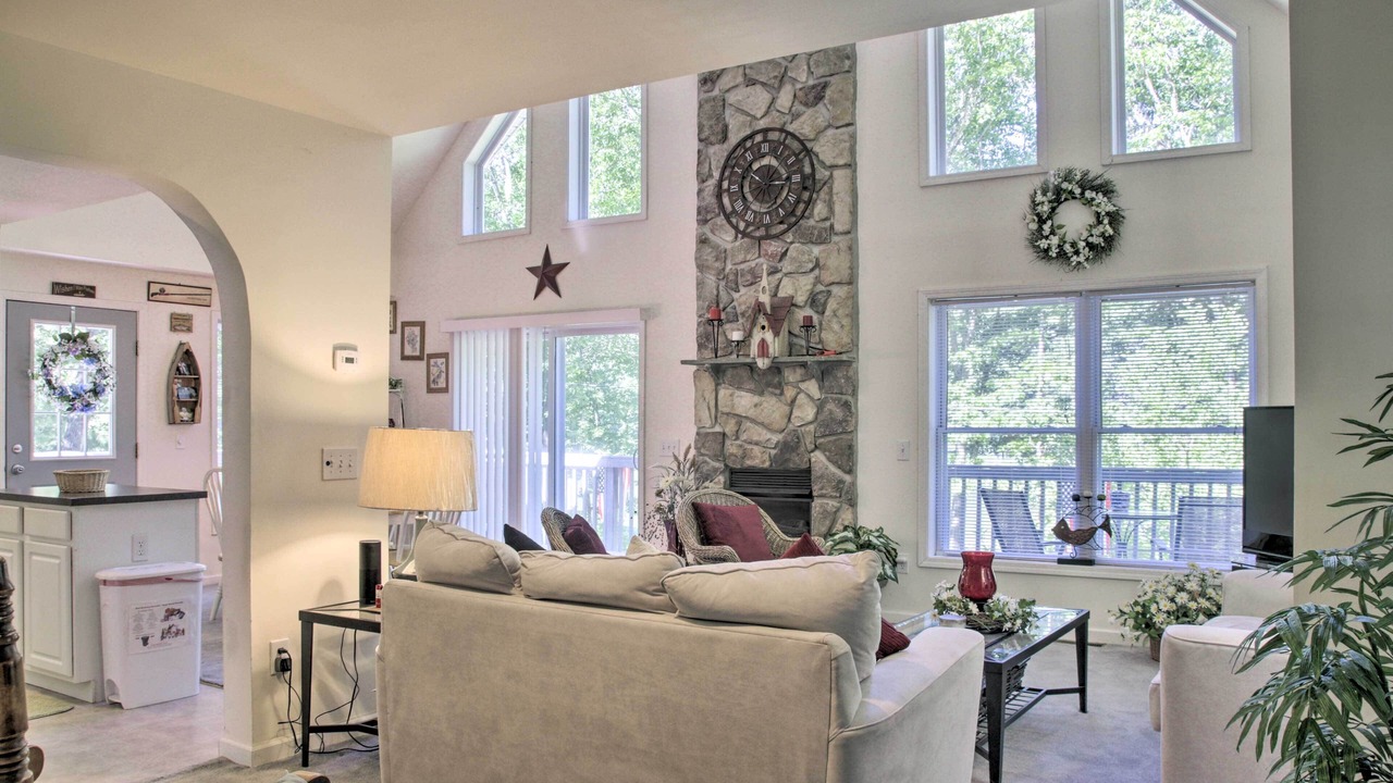 Photo of Livingroom in Callicoon