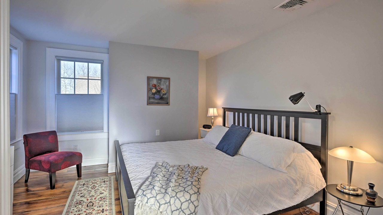 Photo of Bedroom in Greenport