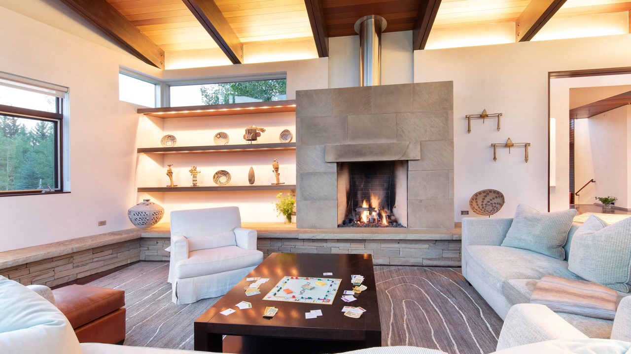 Photo of Livingroom in Red Mountain