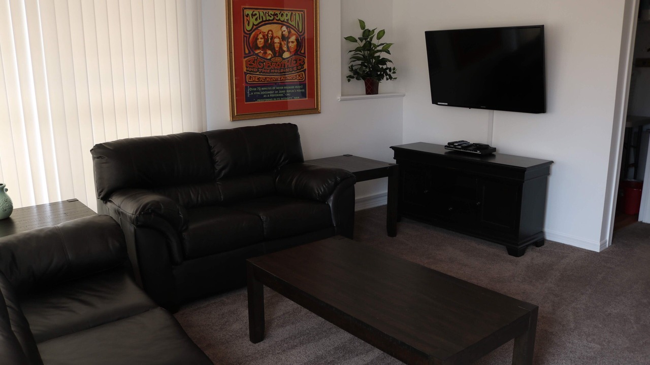 Photo of Livingroom in Fox Lake