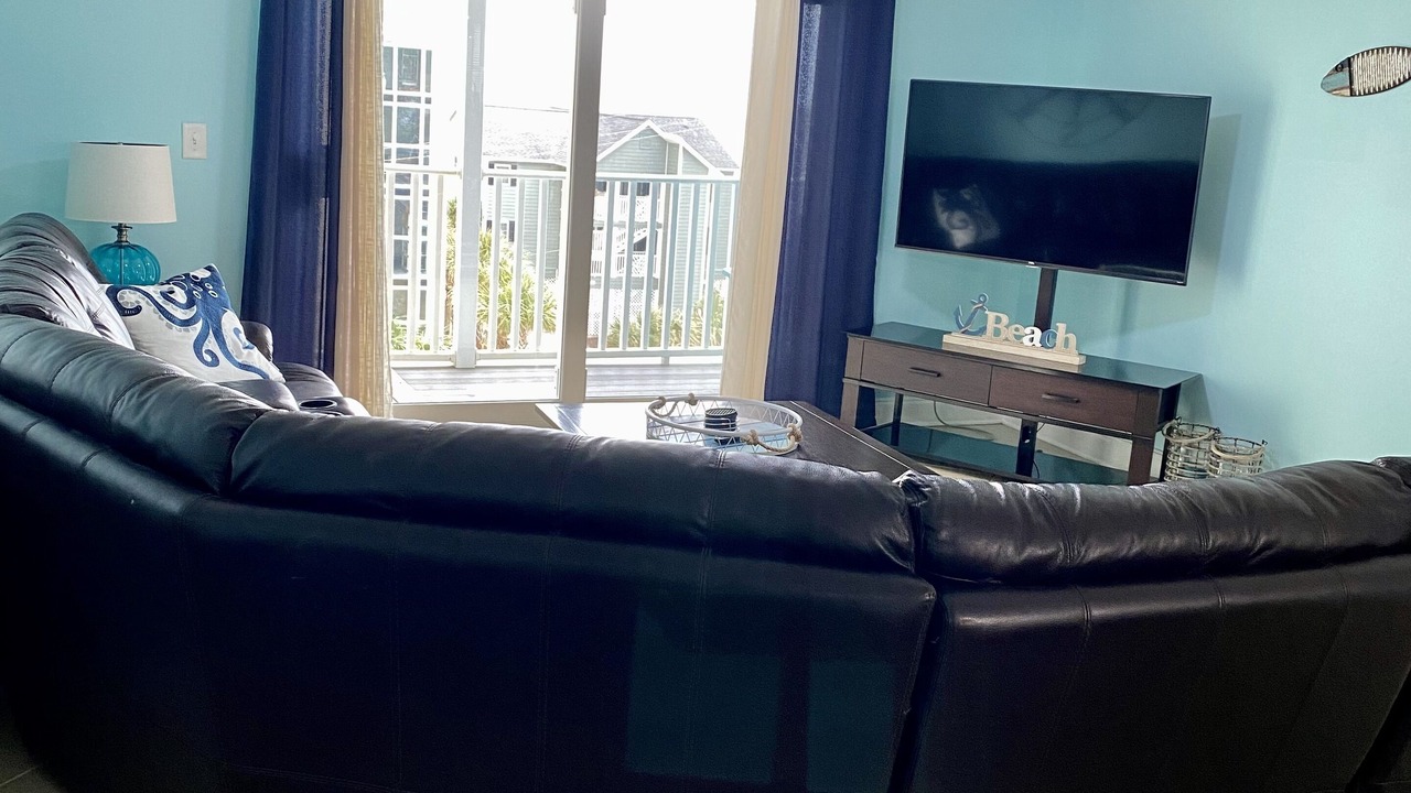 Photo of Livingroom in Crescent Beach